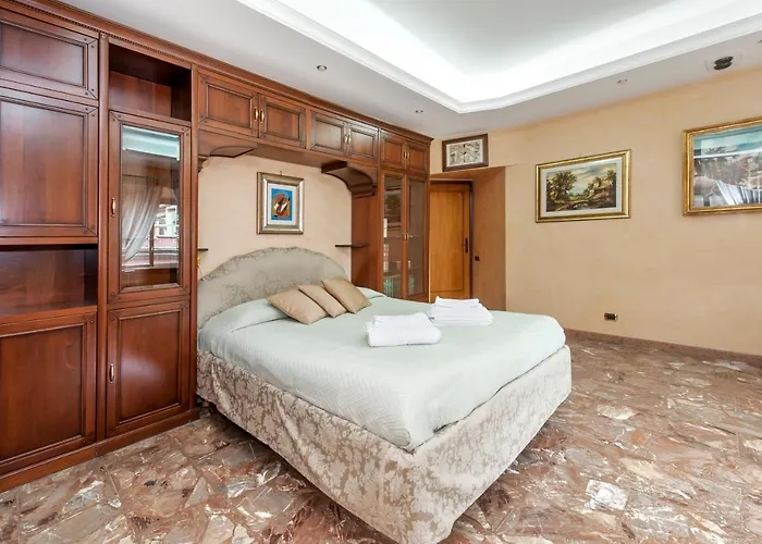 Charming With 3 Bedrooms * Roma