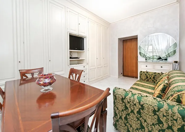 Charming With 3 Bedrooms * Roma