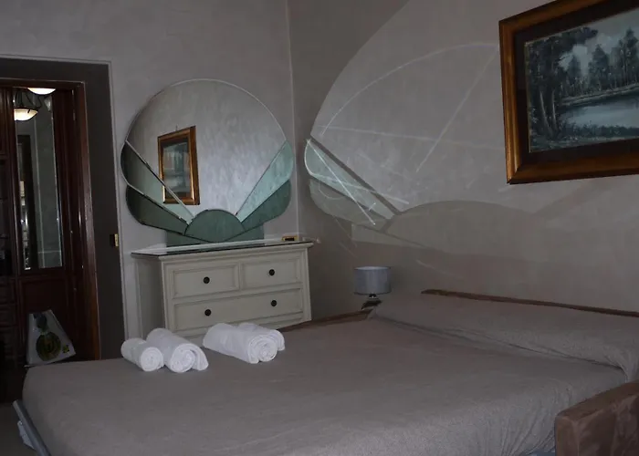 Charming With 3 Bedrooms * Roma